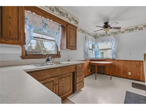 276 Bridge St, Shoreview, MN 55126-2150