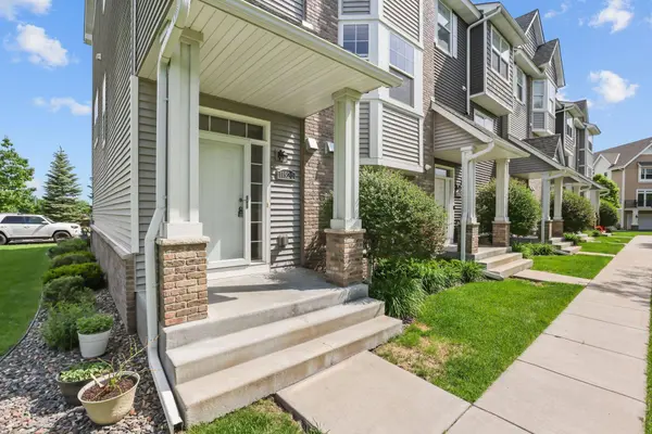 11920 Emery Village DR N, Champlin, MN 55316