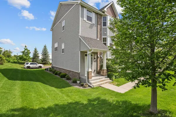 11920 Emery Village DR N, Champlin, MN 55316