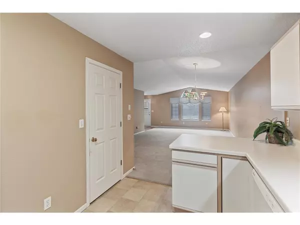 Albertville, MN 55301-8707,5598 Kalland Ave NE