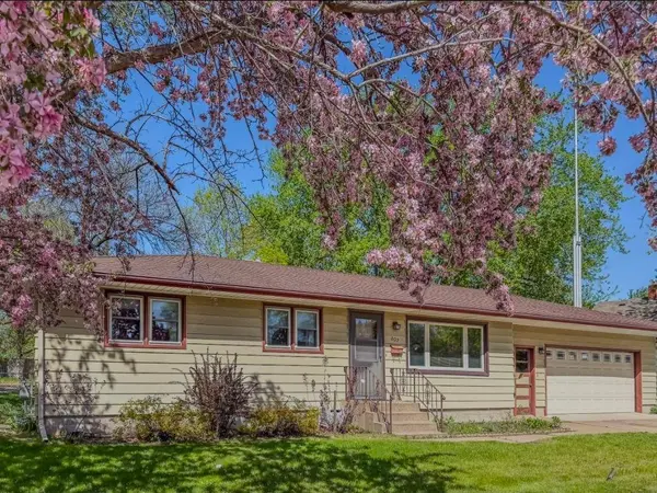 803 25th AVE N, Saint Cloud, MN 56303