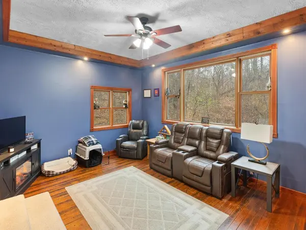 454 Little Falls Dr, Amery, WI 54001-2810