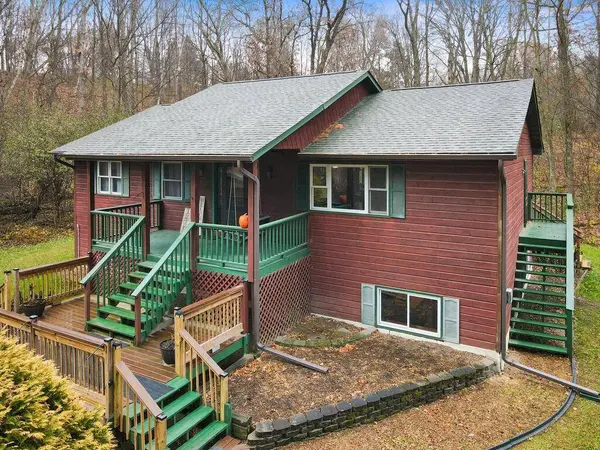 454 Little Falls Dr, Amery, WI 54001-2810