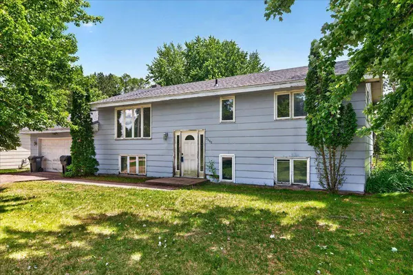 2060 Swedish DR NE, Andover, MN 55304