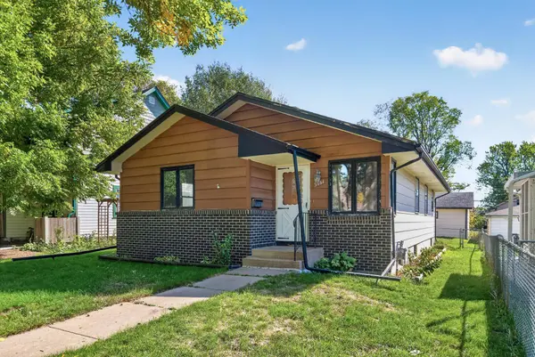 3861 Polk ST NE