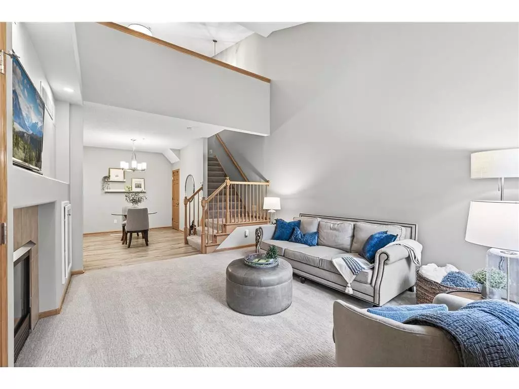 Eden Prairie, MN 55347-3073,10098 Bridgehill Ter