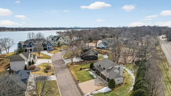 12215 29th AVE N, Minneapolis, MN 55441