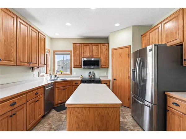 2081 Silver St, Waconia, MN 55387-8606
