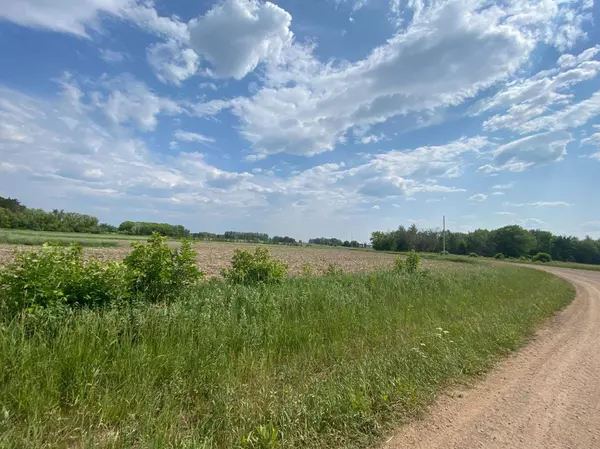 TBD Legend ST, Mora, MN 55051