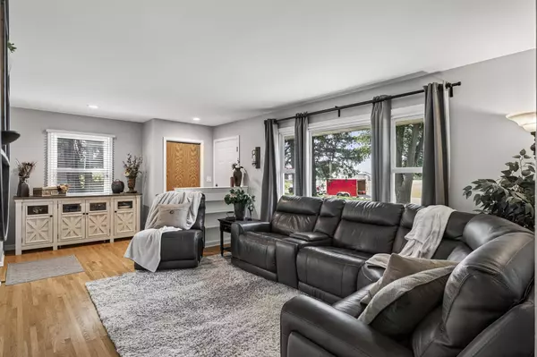 9025 Jackson ST NE, Blaine, MN 55434