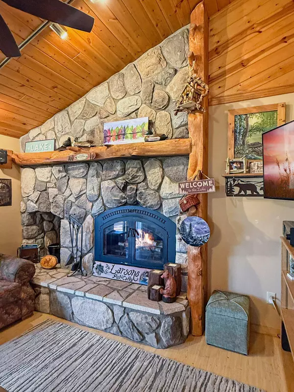 50336 214th PL, Shamrock Twp, MN 55760