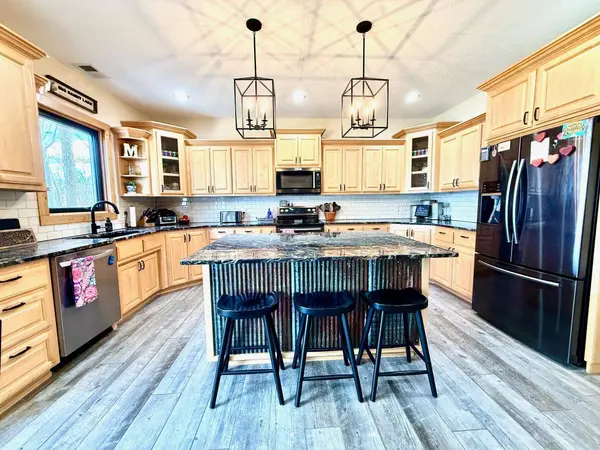 51425 Long Point PL, Mcgregor, MN 55760