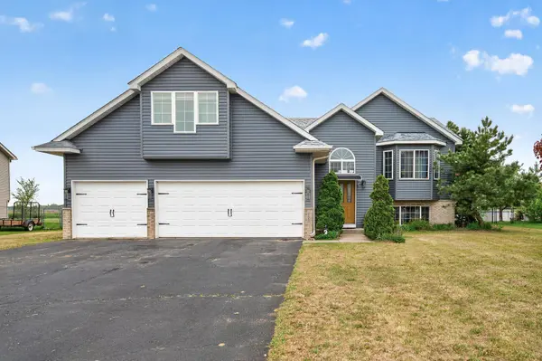 898 Harrison DR, Big Lake, MN 55309