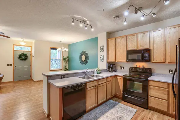 11041 Fergus ST NE #B, Blaine, MN 55449