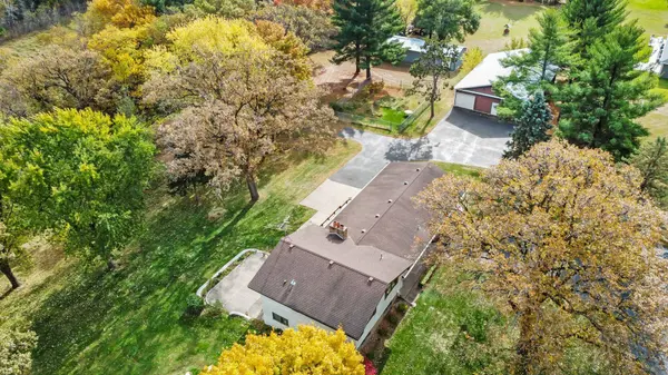 17855 Round Lake BLVD NW, Andover, MN 55304