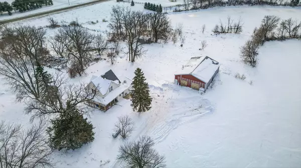 3724 345th AVE NE, Cambridge, MN 55008