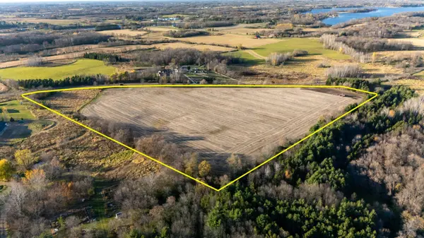 48XXX Anchor AVE, Stanchfield, MN 55080