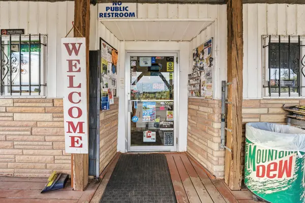 300 Rush Point DR, Stanchfield, MN 55080