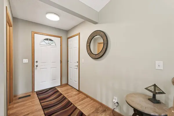 6007 Nathan Blvd, Rockford, MN 55373