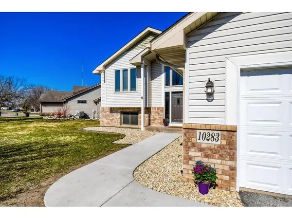 10283 Karston Ave NE, Albertville, MN 55301-8701