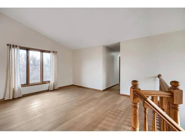 10283 Karston Ave NE, Albertville, MN 55301-8701