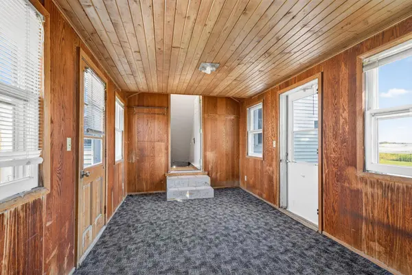 8695 Greenfield RD, Greenfield, MN 55357