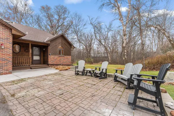 18555 Forest BLVD N, Forest Lake, MN 55025