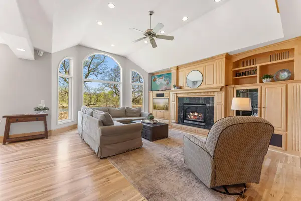 5841 190th ST E, Prior Lake, MN 55372