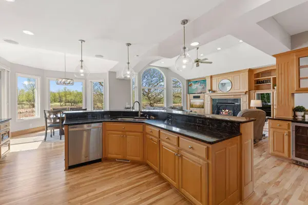 5841 190th ST E, Prior Lake, MN 55372