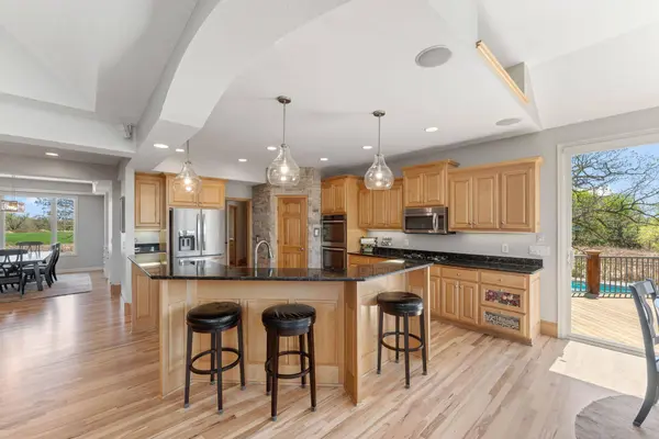 5841 190th ST E, Prior Lake, MN 55372