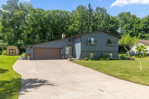 9735 221st ST N, Forest Lake, MN 55025