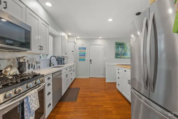 1303 Hemlock Avenue, Lewiston, ID 83501