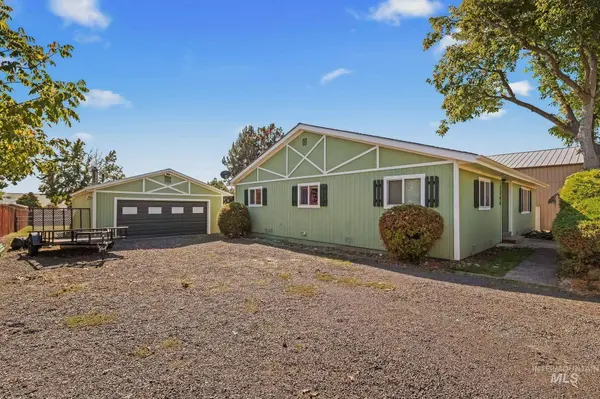 1344 Hemlock Ave, Lewiston, ID 83501