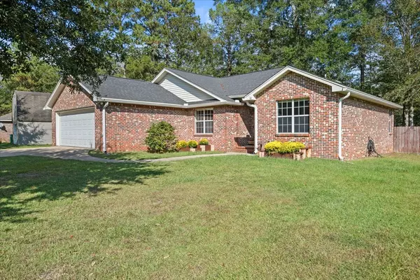 10 Keystone Dr, Petal, MS 39465-2525