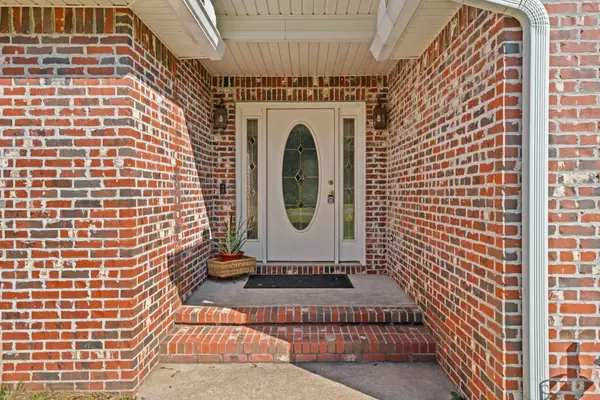 10 Keystone Dr, Petal, MS 39465-2525