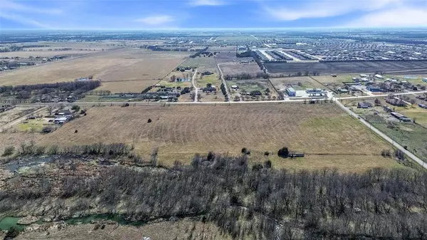 703 E Cook Street, Josephine, TX 75173