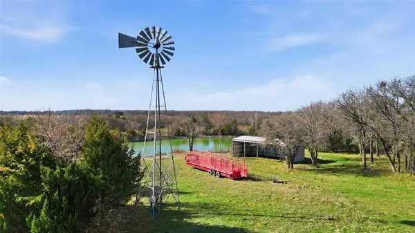 1619 County 156 Road, Whitesboro, TX 76273