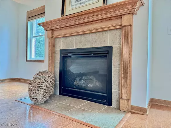 4 Julie LN, Marietta, OH 45750