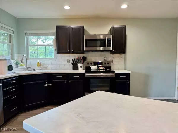 1830 Mitchells LN, Marietta, OH 45750