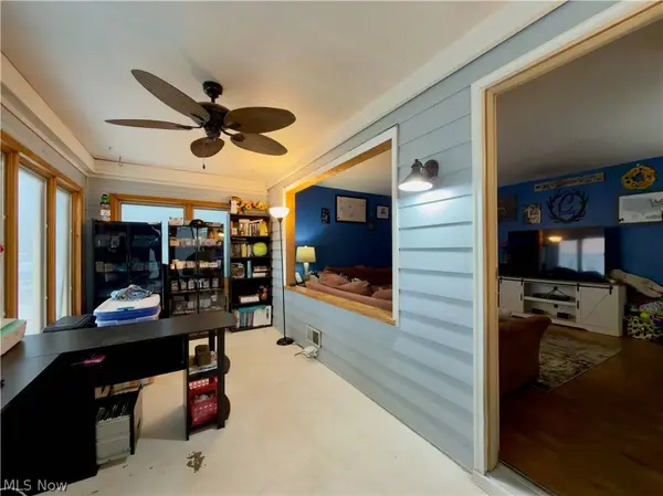 205 40th ST, Vienna, WV 26105