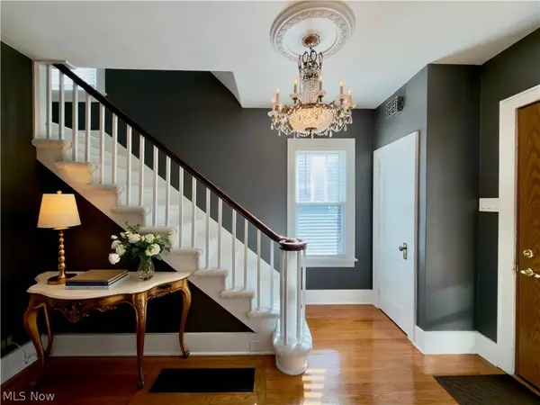 106 Sheridan ST, Marietta, OH 45750