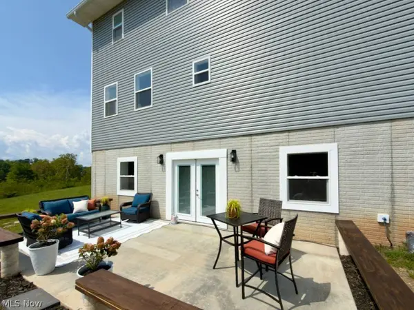 80 Lewis Pointe DR, Vincent, OH 45784