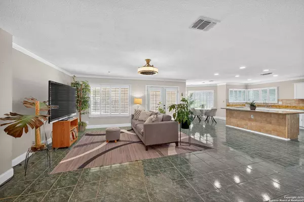 2102 Border Mill, San Antonio, TX 78230