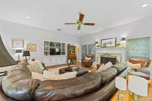 2307 Park Farm, San Antonio, TX 78259