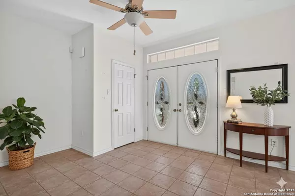 801 Gallagher, Canyon Lake, TX 78133