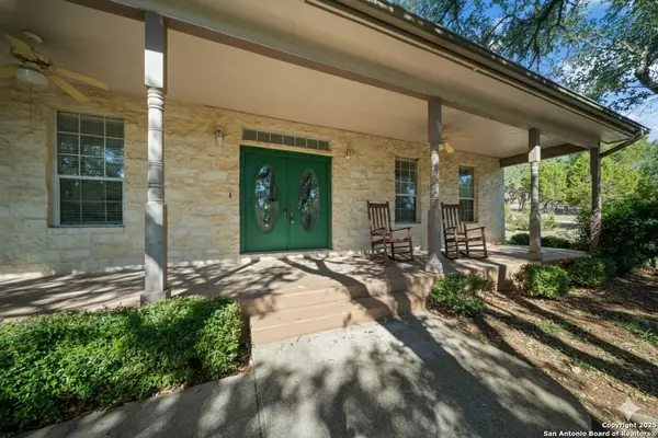 801 Gallagher, Canyon Lake, TX 78133