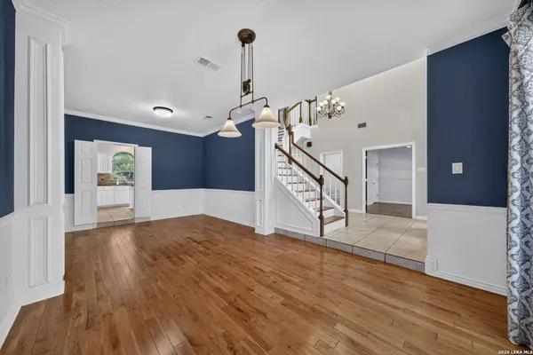 1610 Eagle Pt, San Antonio, TX 78248-1336