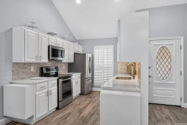 17123 Rock Falls, San Antonio, TX 78248