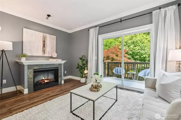 22534 NE Alder Crest LN, Redmond, WA 98053