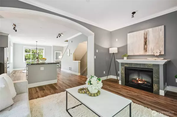 22534 NE Alder Crest LN, Redmond, WA 98053